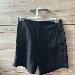 Black Tailored Shorts Stradivarius